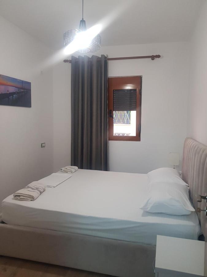 Arteg Apartments Durrës Esterno foto