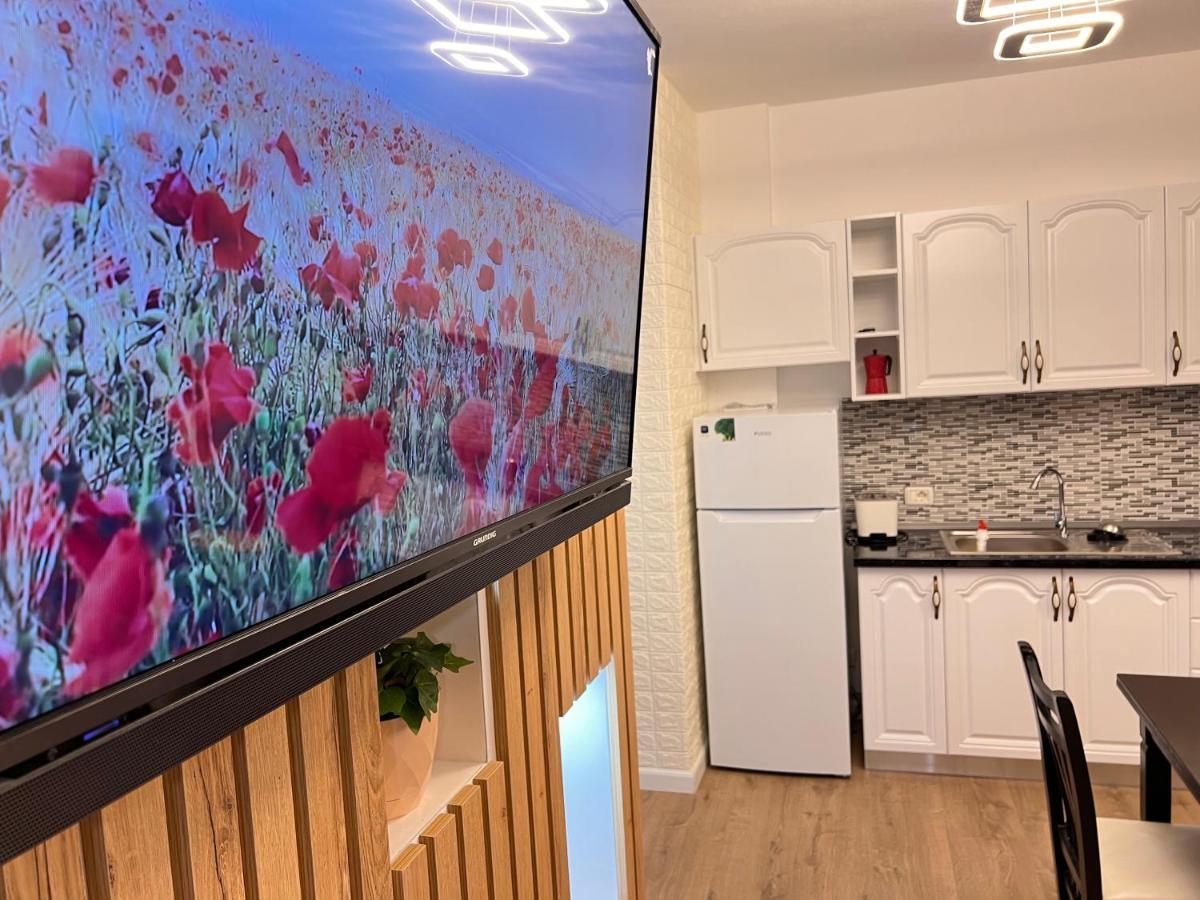 Arteg Apartments Durrës Esterno foto